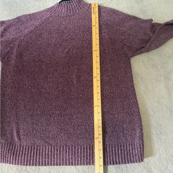 WinterSilks Women's 100% Silk Knit
Sweater Size L Purple Long Sleeve
Crewneck - Picture 6 of 9